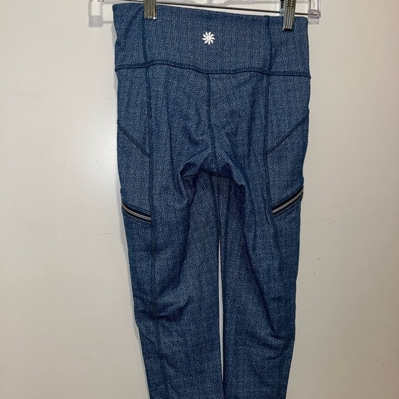 Athleta Herringbone Static Drifter Capri Leggings Zip Pockets Womens Blue XS - Picture 4 of 9